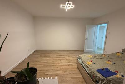 2 camere Titan Parc - Metrou - 5