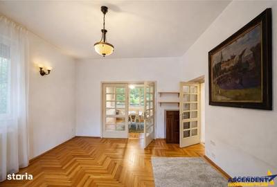 Casă cu 2 camere cu Canalizare în Central - 1