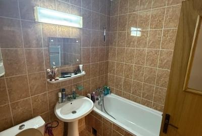 Apartament cu 2 camere decomandat în Păcurari - 5