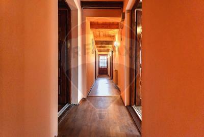 Casă cu 6 camere cu Teren 463 Mp în Sud - 13