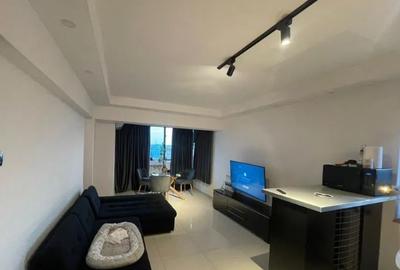 Apartament cu 3 camere semidecomandat, mobilat în Alba Iulia