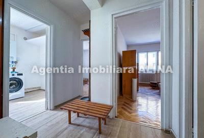 Apartament cu 3 camere decomandat în Minerul - 10