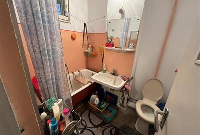 Apartament cu 3 camere decomandat, mobilat în Vlahuță - 16