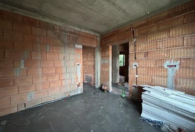 Casa individuala, 4 camere, 2 bai, 110 mp utili, 408mp teren in Utvin - 10