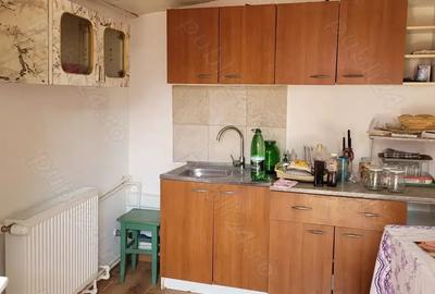 Vand casa foarte buna, zona centrala - 9