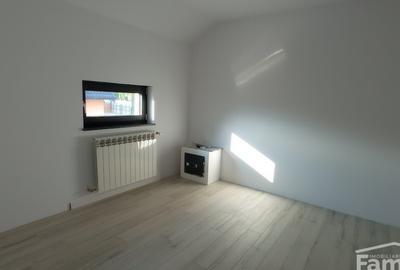 VILA de LUX in Burdujeni - 4