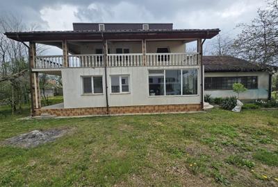 Casă individuală cu 6 camere cu Garaj în Clociov - 3