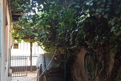 Casă individuală cu 5 camere cu Canalizare în Drumul Sării - 18