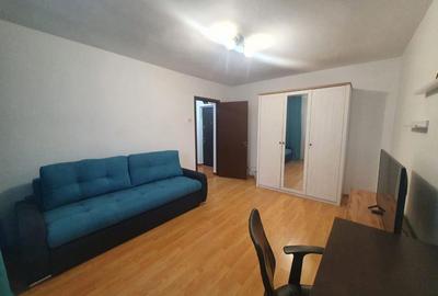 Apartament cu 2 camere decomandat în Independenței
