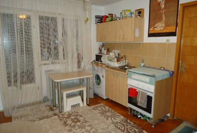Apartament cu 4 camere semidecomandat, mobilat în Mănăștur - 1