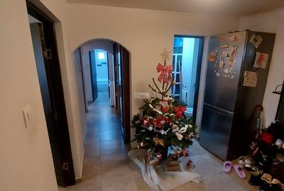 Se vinde apartament 3 camere/ultracentral/Focsani/parter - 2