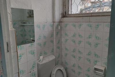 Spațiu comercial, de 90 mp, în 22 Decembrie - 3