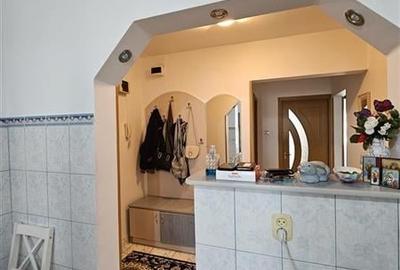 Apartament cu 3 camere decomandat în Central - 6