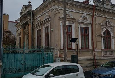 Casă individuală cu 5 camere cu Canalizare în P-ța Victoriei - 7