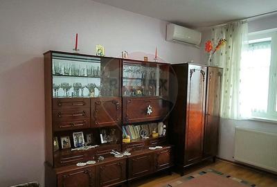 Apartament 3 camere decomandate zona excelenta, car... - 2