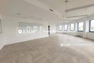 Spațiu comercial, de 3,838 mp, în Romană - 2