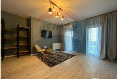 Apartament cu 3 camere decomandat în Turnișor