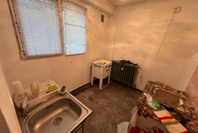 Favorit, Drumul Taberei, etaj 4/4 decomandat - 5