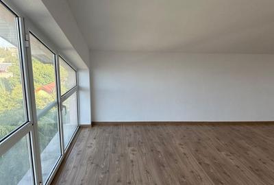 Spațiu comercial, de 45 mp, în Central