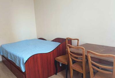 Apartament cu 3 camere semidecomandat în Central - 4