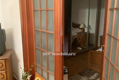 Vanzare 3 camere | Camera de comert-Unirii | 10 minute metrou | Comision 0% - 24