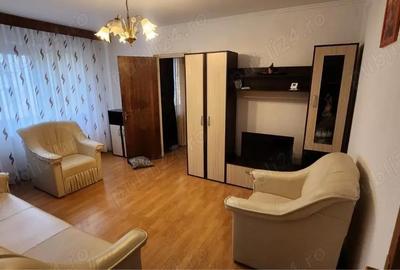 Apartament cu 3 camere semidecomandat, mobilat în Tomis Nord - 3
