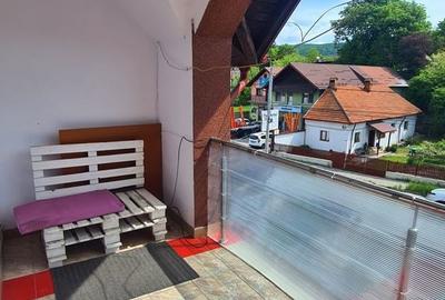 Apartament cu 3 camere în Central - 11