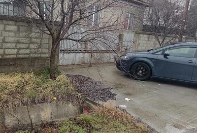 Casă cu 4 camere cu Teren 1450 Mp în Doba - 4