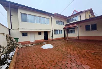 Casă individuală cu 6 camere cu Canalizare în Dobroești - 42