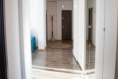 Apartament cu 2 camere decomandat, mobilat în Tractorul - 3
