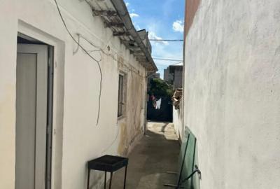 Casă cu 4 camere cu Canalizare în Tomis II - 3