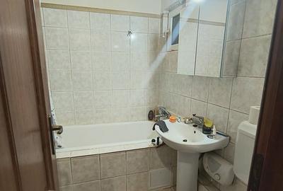 Titulescu- Banu Manta- Ion Mihalache (1 Mai) - 3