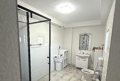 Apartament de vânzare - 2