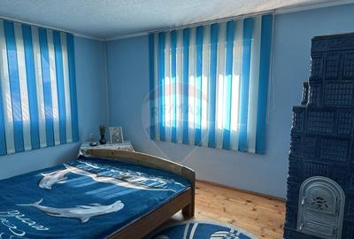 Casa / Vila cu 4 camere de vanzare in zona Periferie - 6