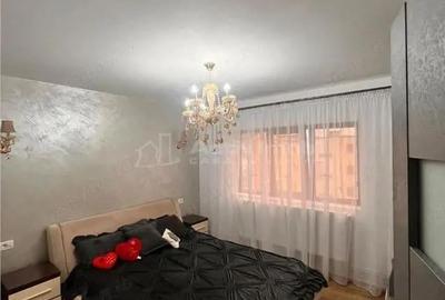 Apartament cu 3 camere decomandat în Central - 3