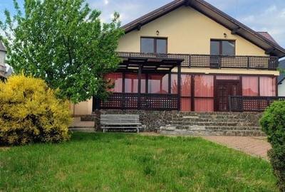 Casă cu 3 camere cu Teren 180 Mp în Central - 3