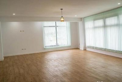 Spațiu comercial, de 54 mp, în Dornești - 1