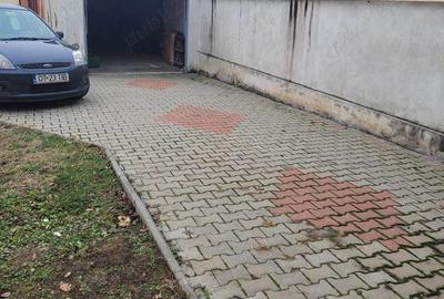 Casă cu 6 camere în Steaua - 1