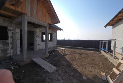 Casă cu 3 camere în Tulucești - 3