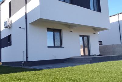 Casa/Vila individuala-200 m de blv./Com.Berceni - 4