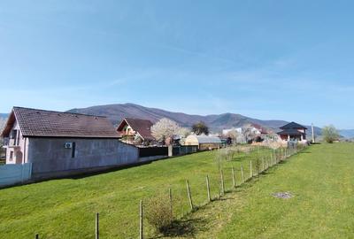 Casă individuală cu 4 camere cu Teren 492 Mp în Poplaca - 1