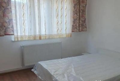 Apartament cu 3 camere semidecomandat în Micro 21 - 2