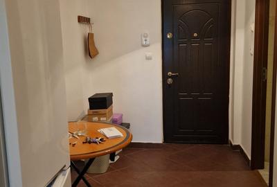 Garsonieră decomandată, mobilată în Vitan - 5