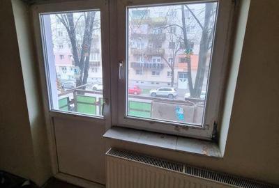 Apartament cu 3 camere decomandat în Micro 17 - 2