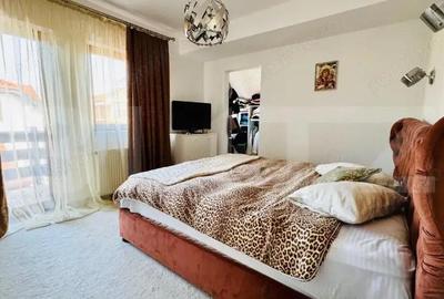 Casă cu 3 camere cu Teren 340 Mp în Central - 15