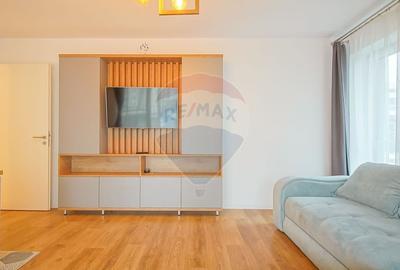 Apartament cu 2 camere decomandat, mobilat în Tractorul