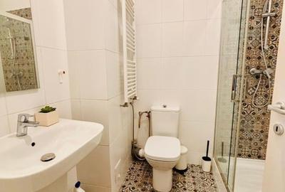 Apartament cu 3 camere decomandat în 13 Septembrie - 10