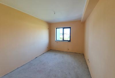 Duplex cu 4 camere cu Canalizare în Domnești - 4