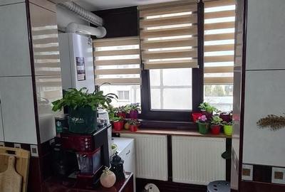 Apartament cu 3 camere semidecomandat, mobilat în Prelungirea Ghencea - 11