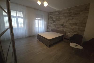 Garsonieră decomandată, mobilată în Centrul Istoric - 4